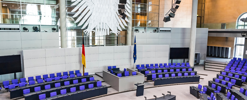 Plenarsaal des Bundestages bei Gesetzesbeschluss WEG Recht