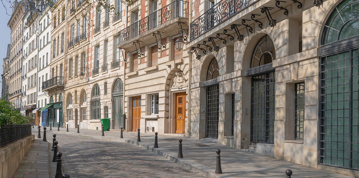 VDIV-Insight Paris 2024: Architekturaufnahmen Pariser Altbauhäuser